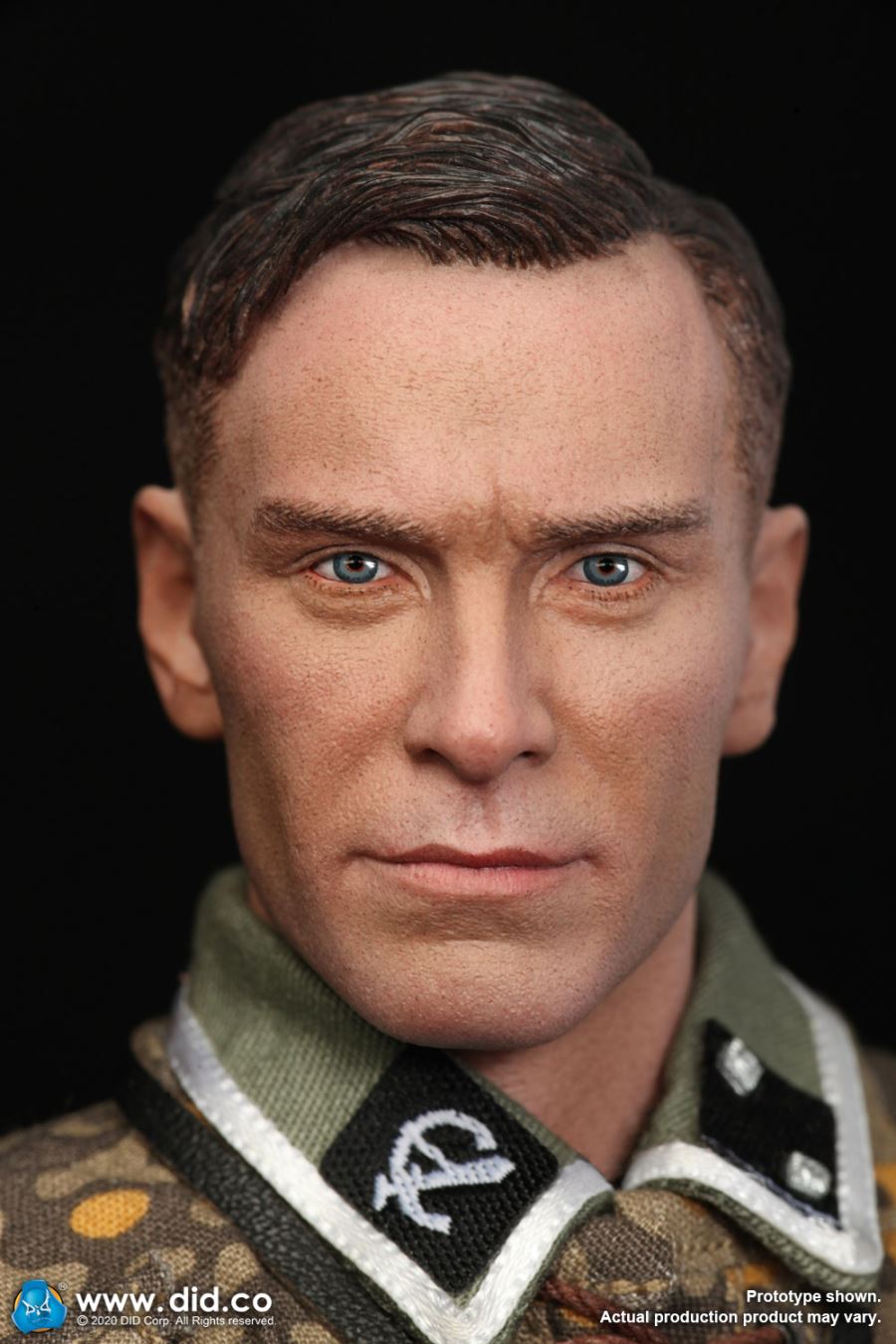 1/6 World War II Twentieth Armored Grenadier Division Radio Section B D80143