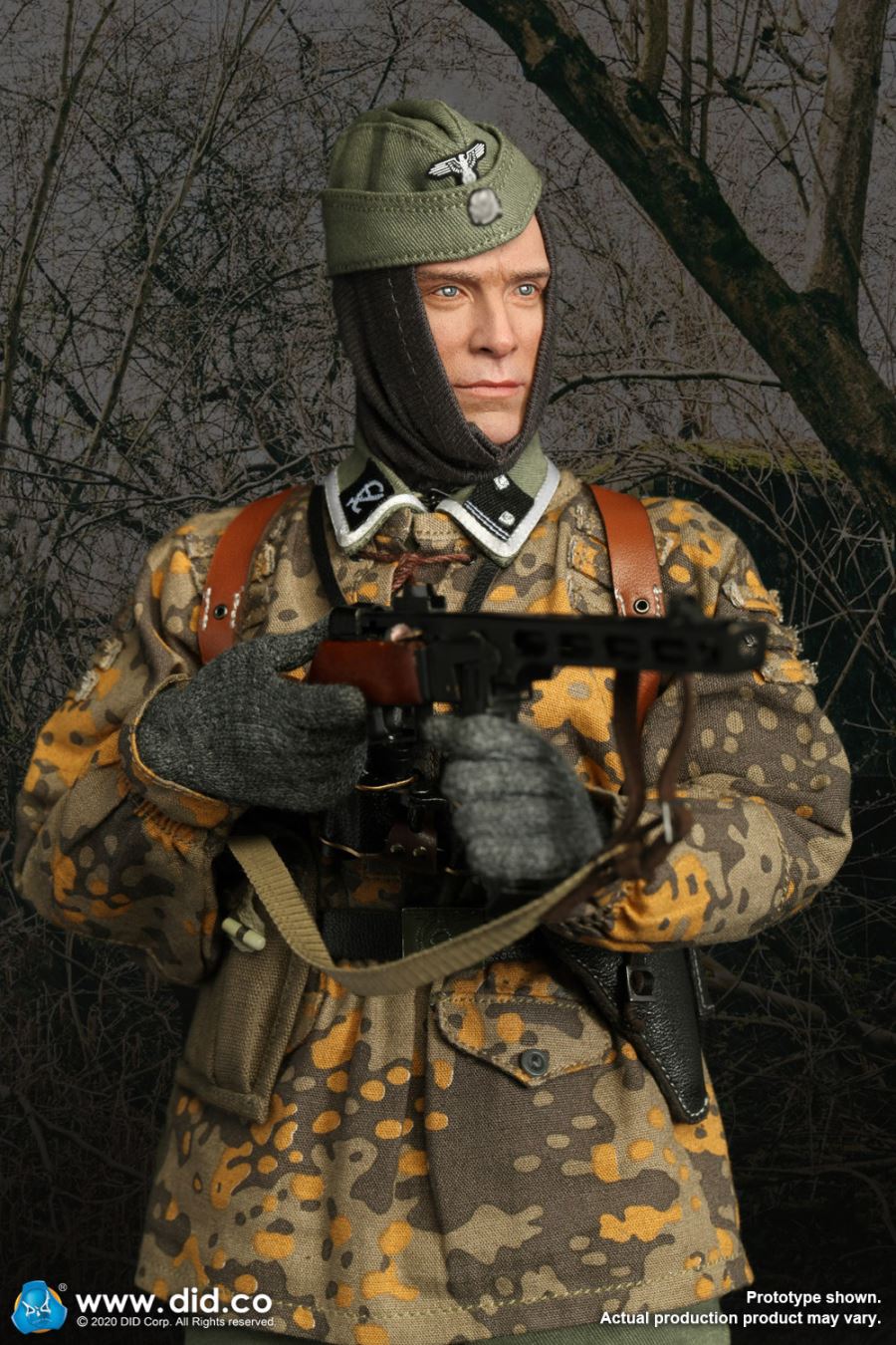 1/6 World War II Twentieth Armored Grenadier Division Radio Section B D80143