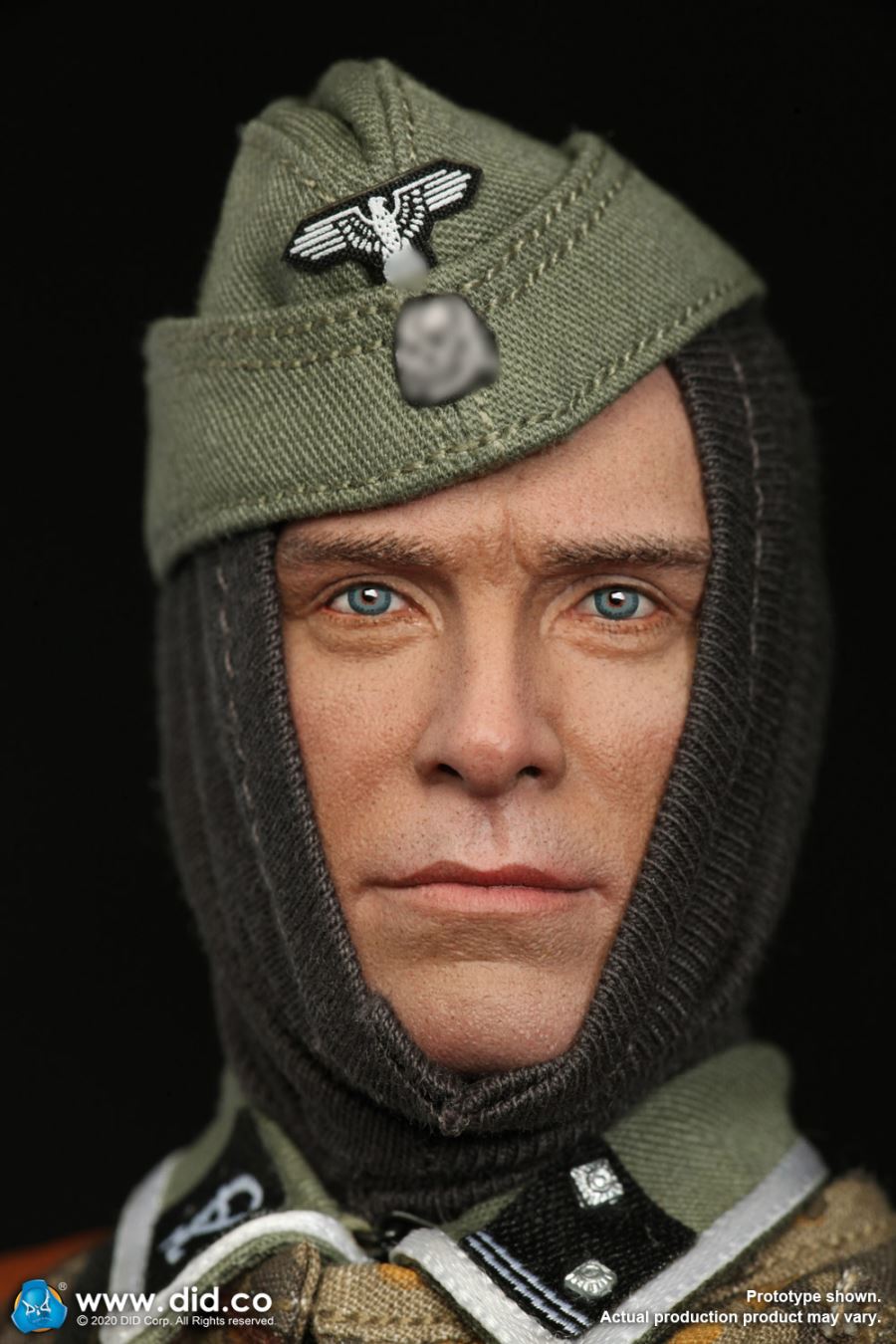 1/6 World War II Twentieth Armored Grenadier Division Radio Section B D80143