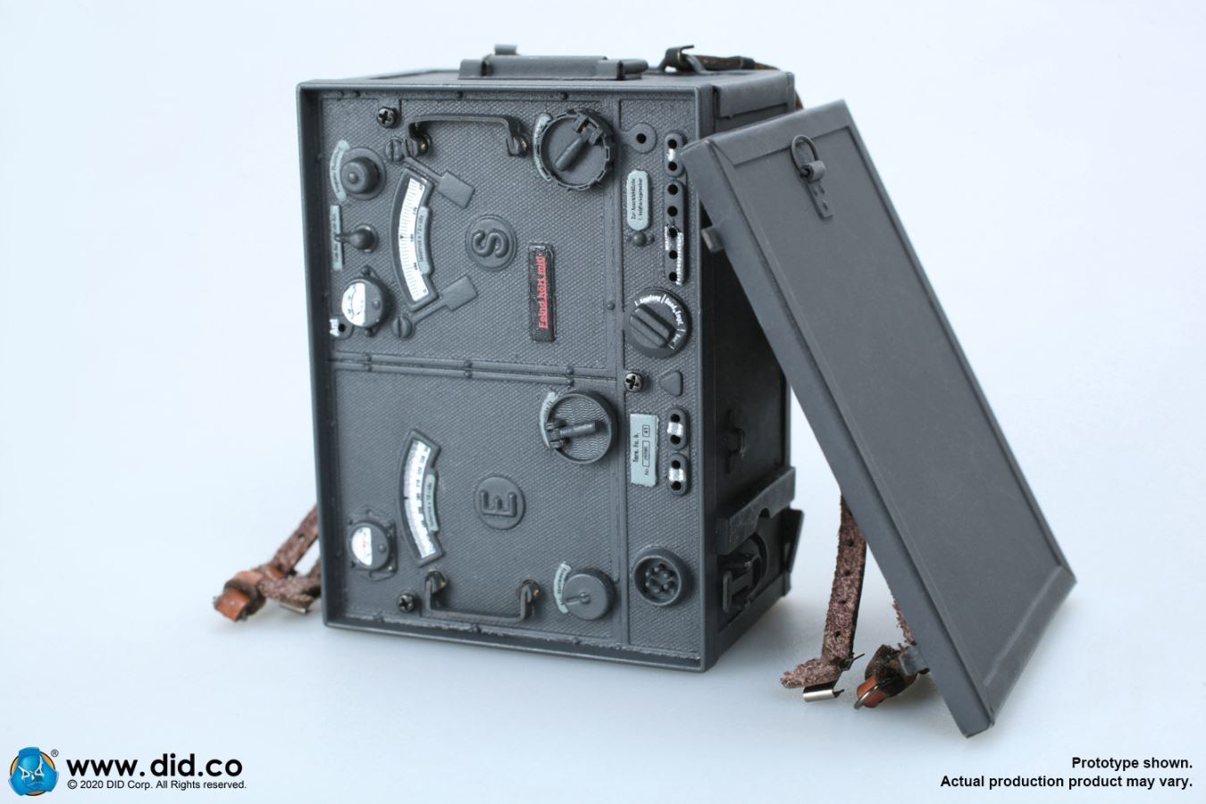 1/6 World War II Twentieth Armored Grenadier Division Radio Section B D80143