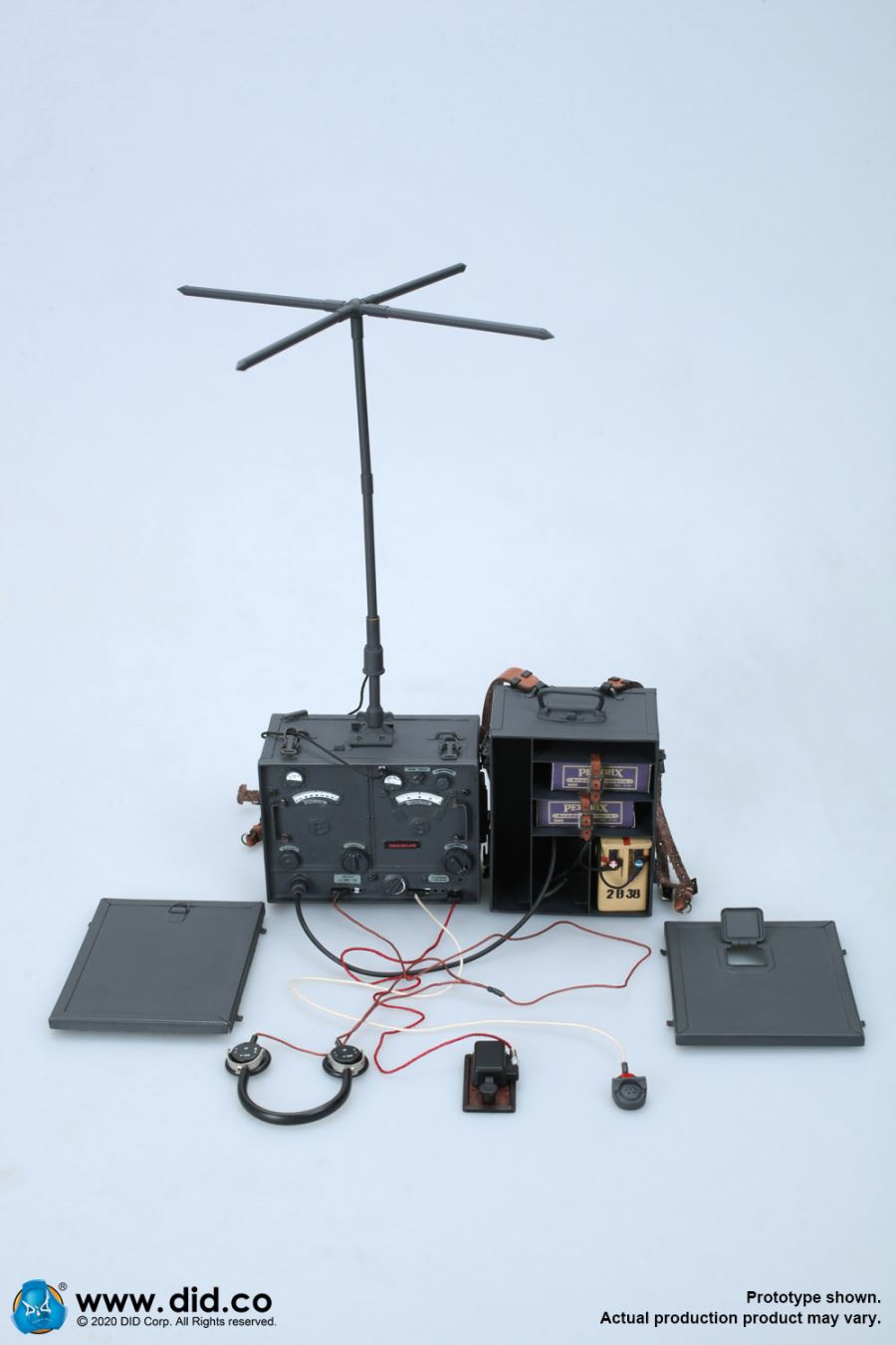 1/6 World War II Twentieth Armored Grenadier Division Radio Section B D80143