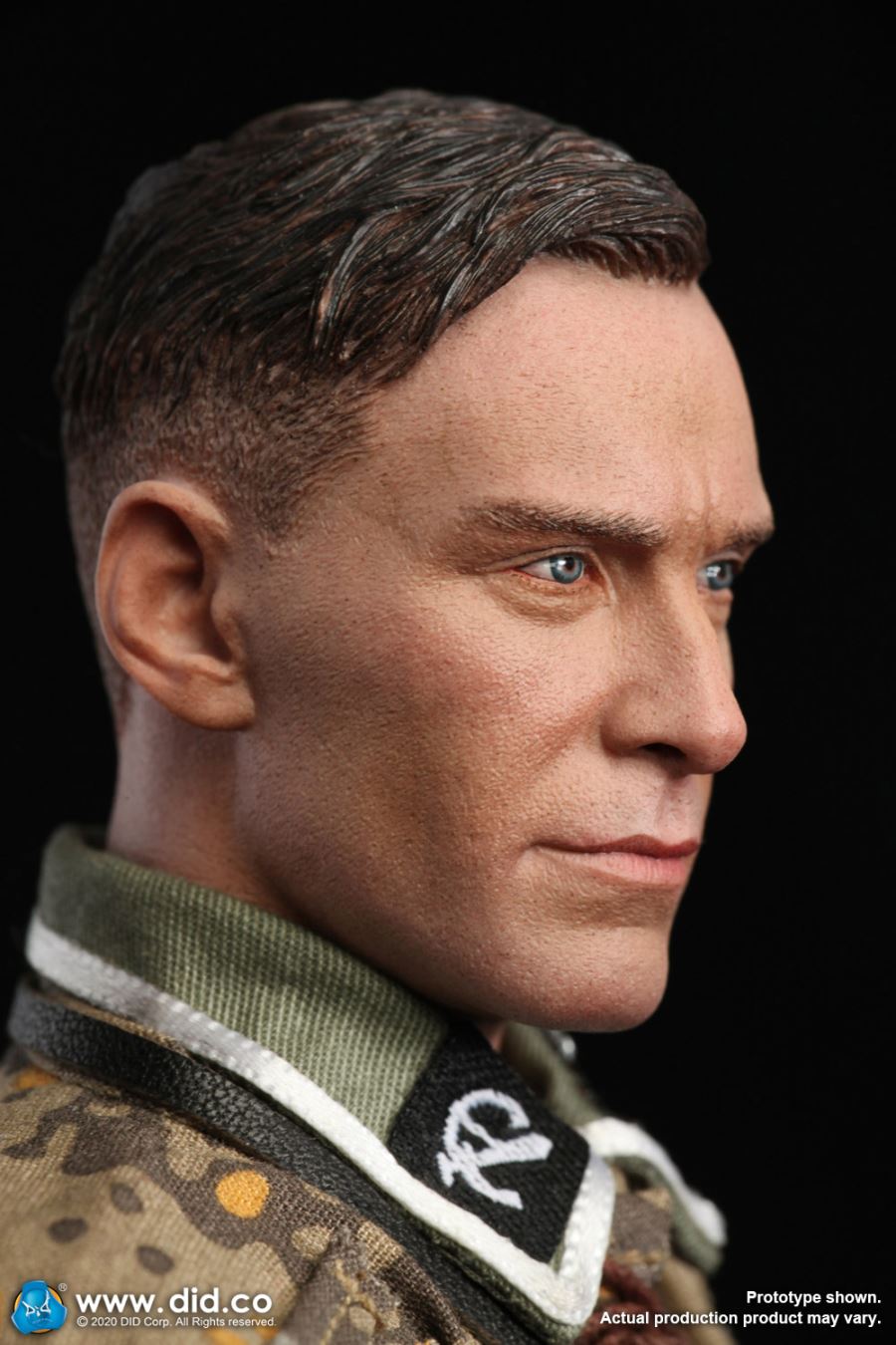 1/6 World War II Twentieth Armored Grenadier Division Radio Section B D80143