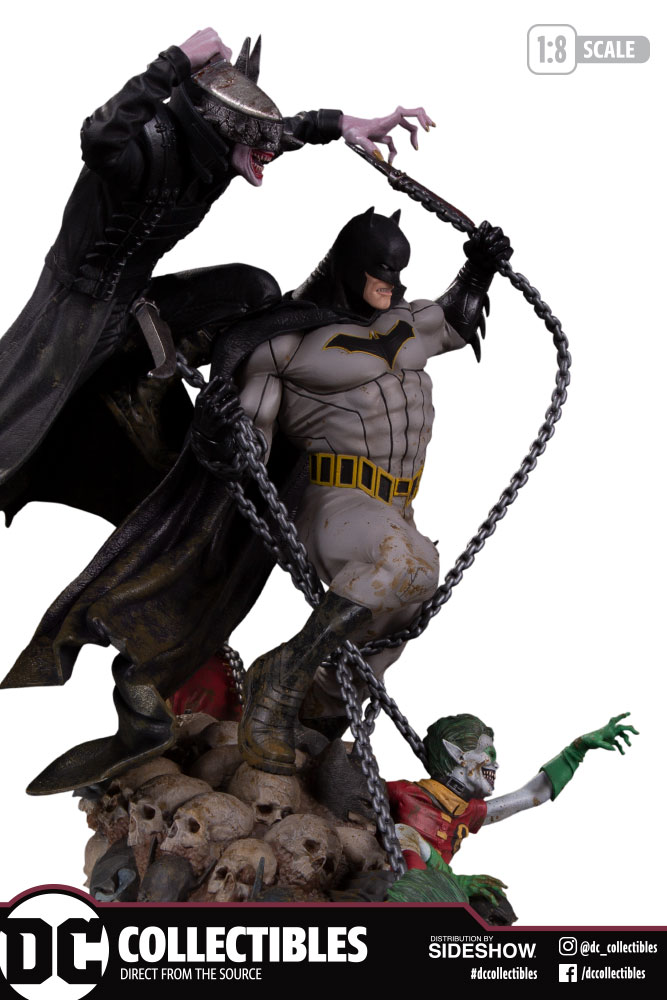 Batman Who Laughs vs Batman