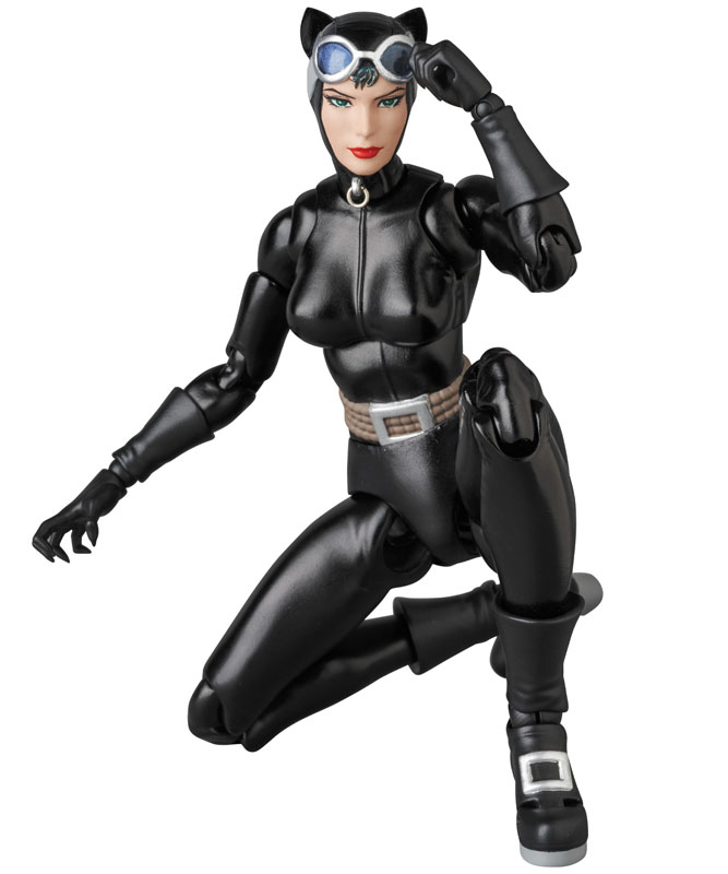 MAFEX No.123 MAFEX CATWOMAN (HUSH Ver.)
