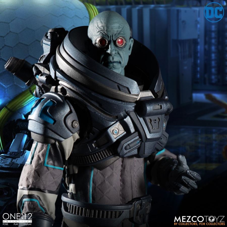One:12 Collective Mr. Freeze – Deluxe Edition