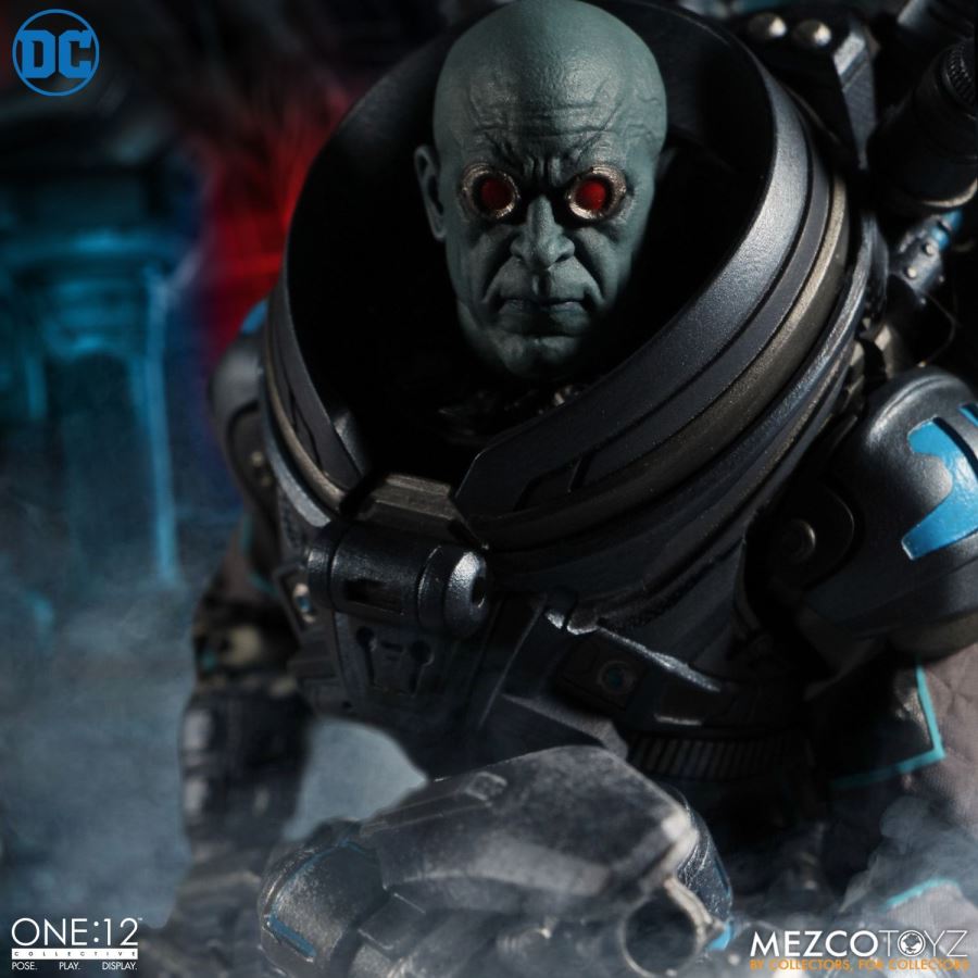 One:12 Collective Mr. Freeze – Deluxe Edition