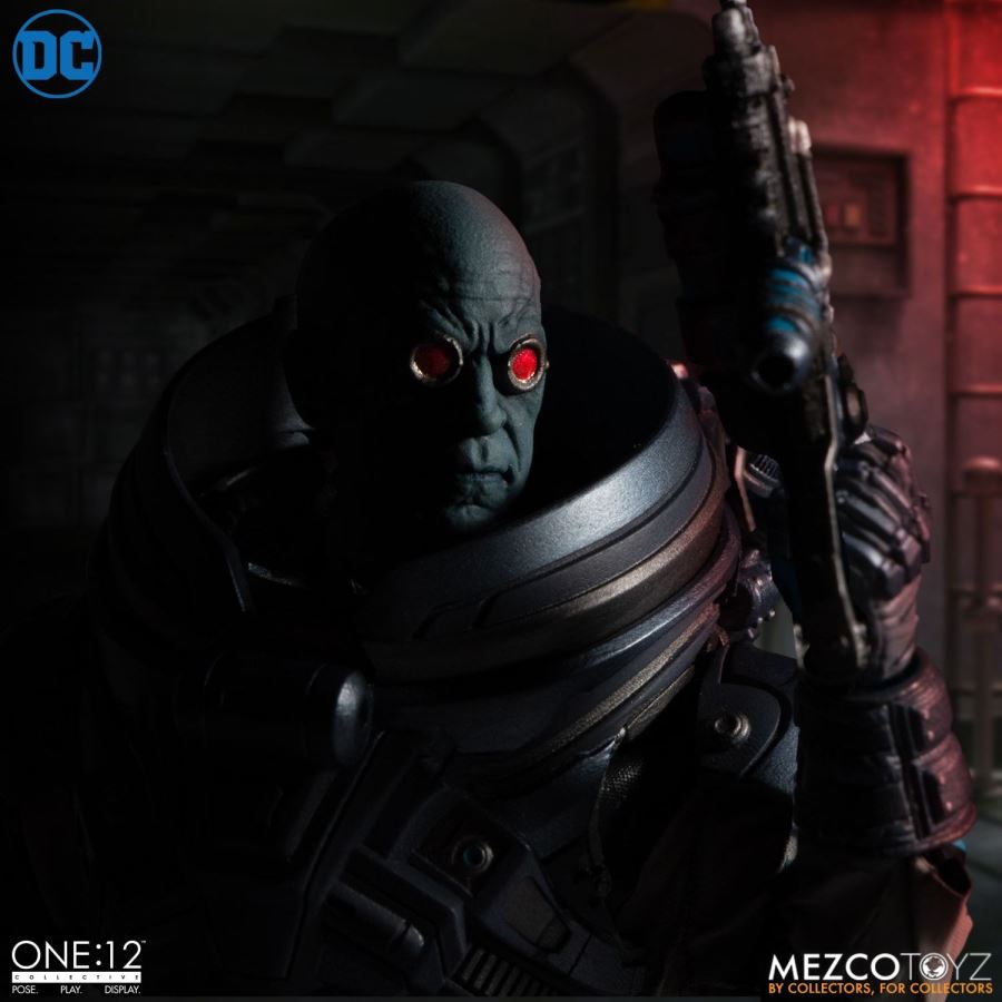 One:12 Collective Mr. Freeze – Deluxe Edition