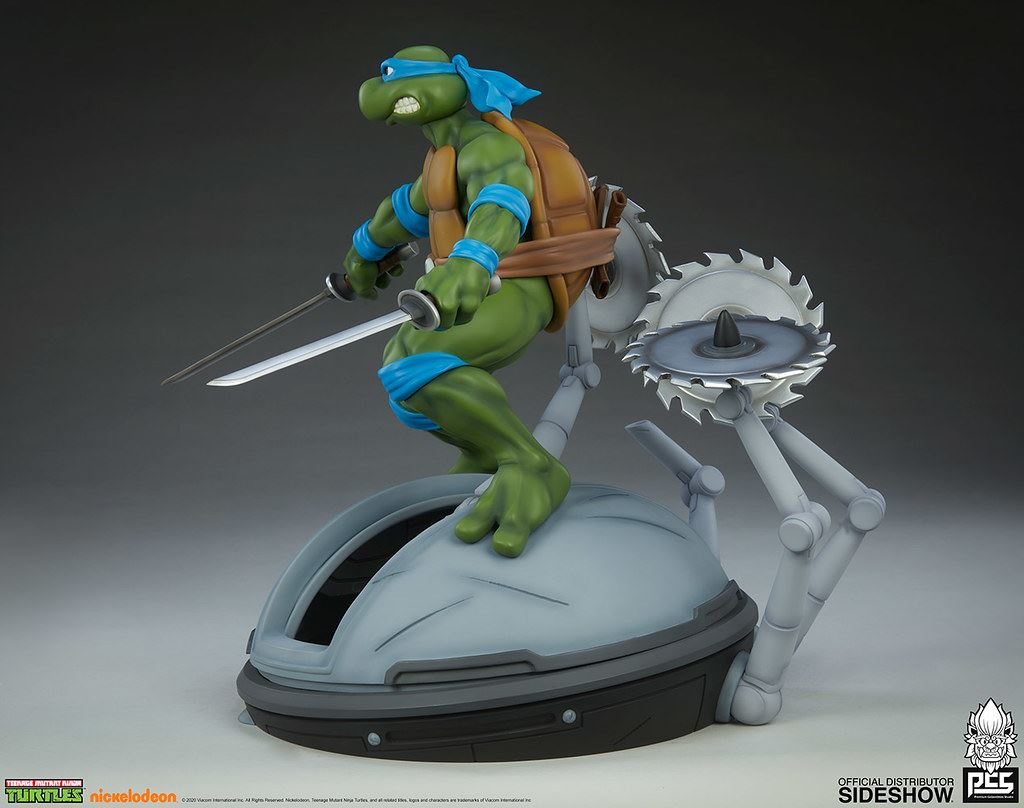 Leonardo 1/4 Scale Statue