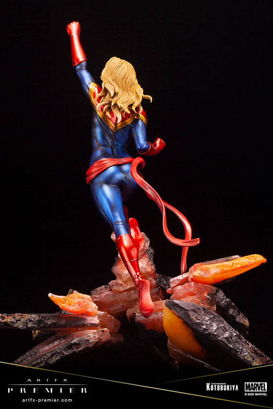ARTFX PREMIER MARVEL UNIVERSE Captain Marvel 1/10