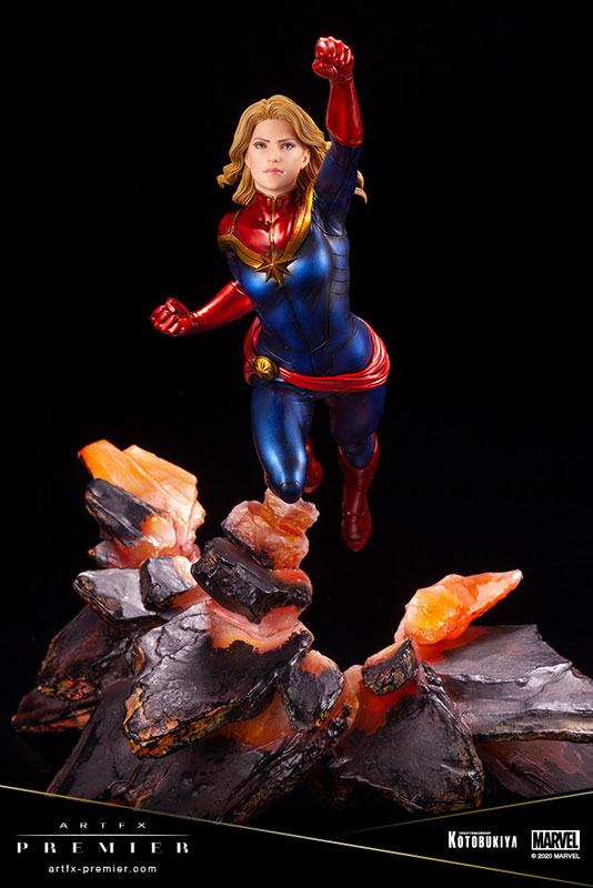 ARTFX PREMIER MARVEL UNIVERSE Captain Marvel 1/10