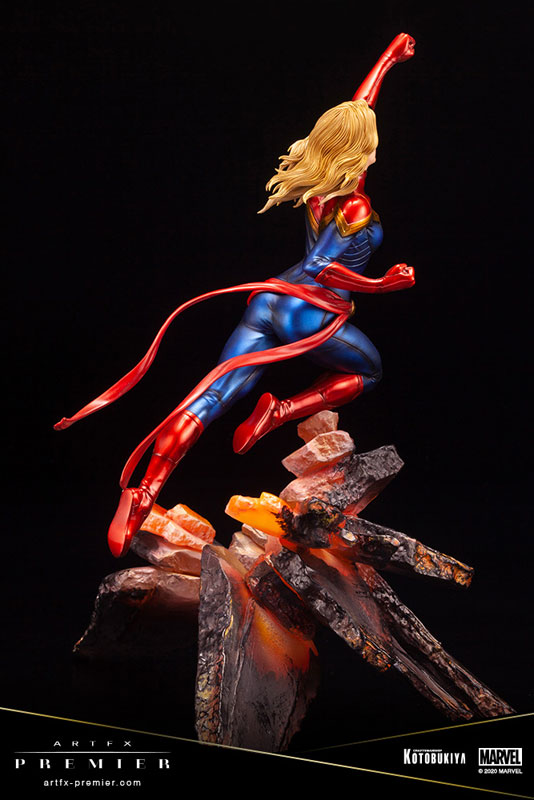 ARTFX PREMIER MARVEL UNIVERSE Captain Marvel 1/10