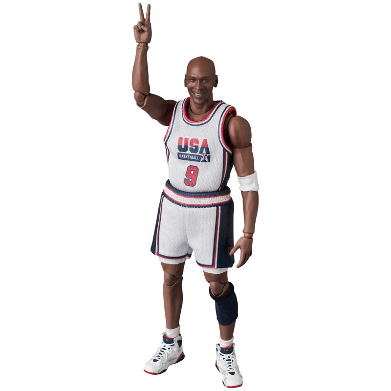 MAFEX No.132 MAFEX Michael Jordan (1992 TEAM USA)