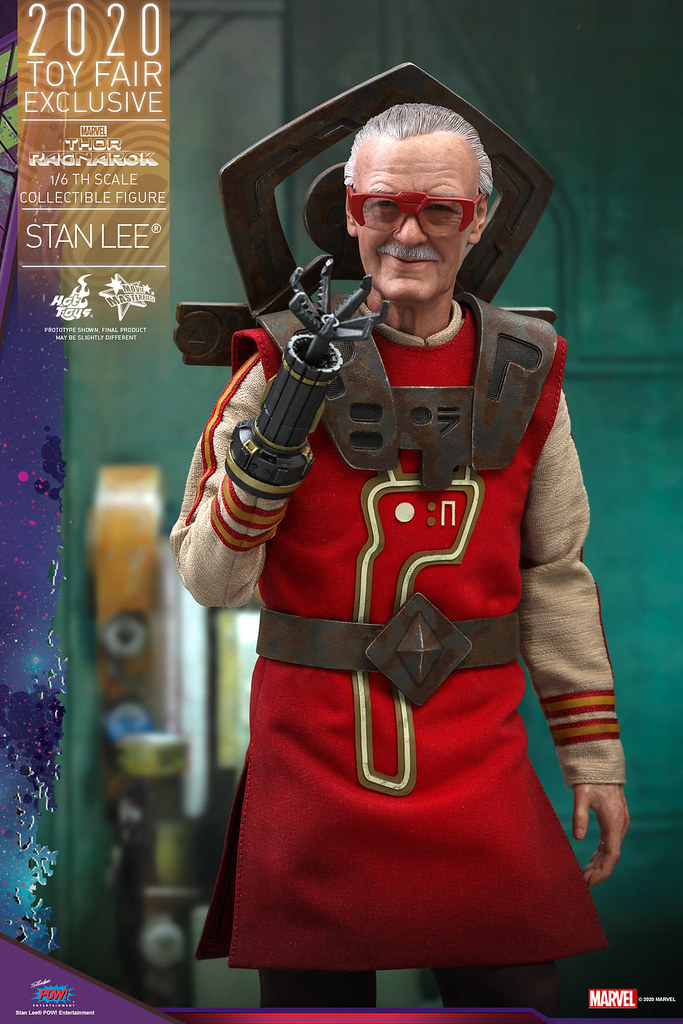 THOR: RAGNAROK STAN LEE® 1/6TH SCALE COLLECTIBLE FIGURE