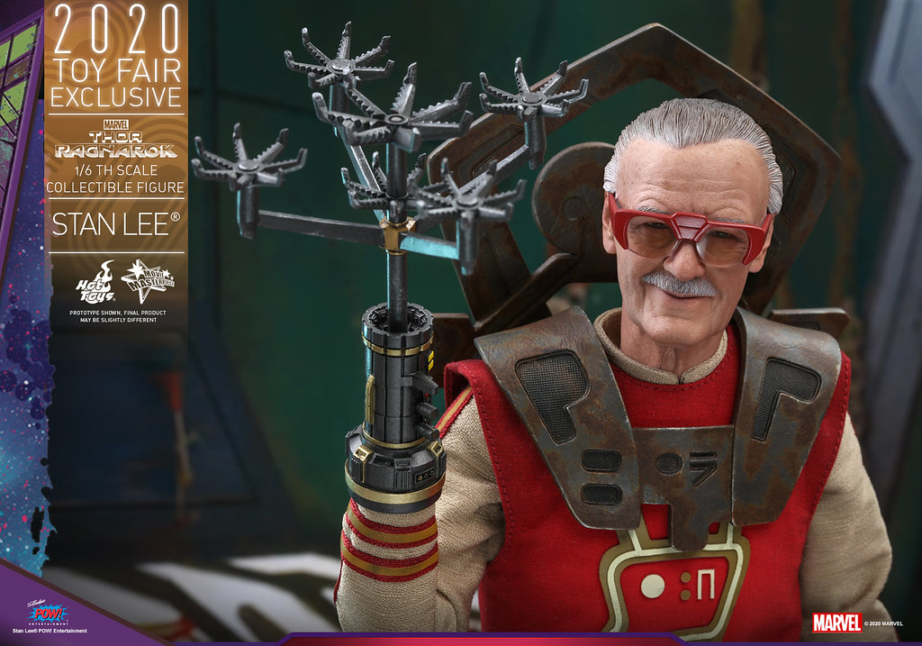 THOR: RAGNAROK STAN LEE® 1/6TH SCALE COLLECTIBLE FIGURE