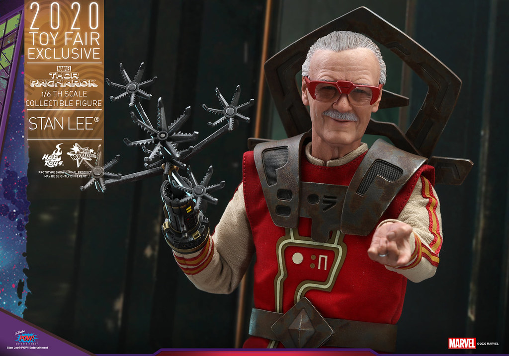 THOR: RAGNAROK STAN LEE® 1/6TH SCALE COLLECTIBLE FIGURE