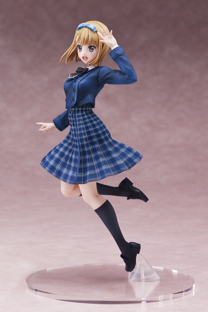 Nicole Saito 1/7