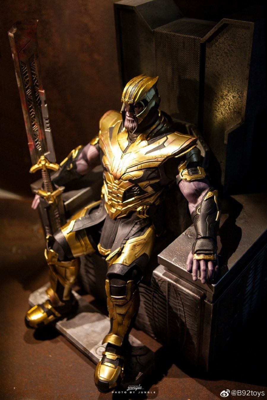 1/6 Thanos throne