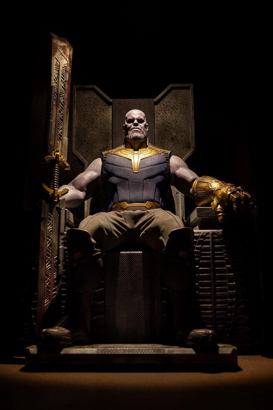 1/6 Thanos throne
