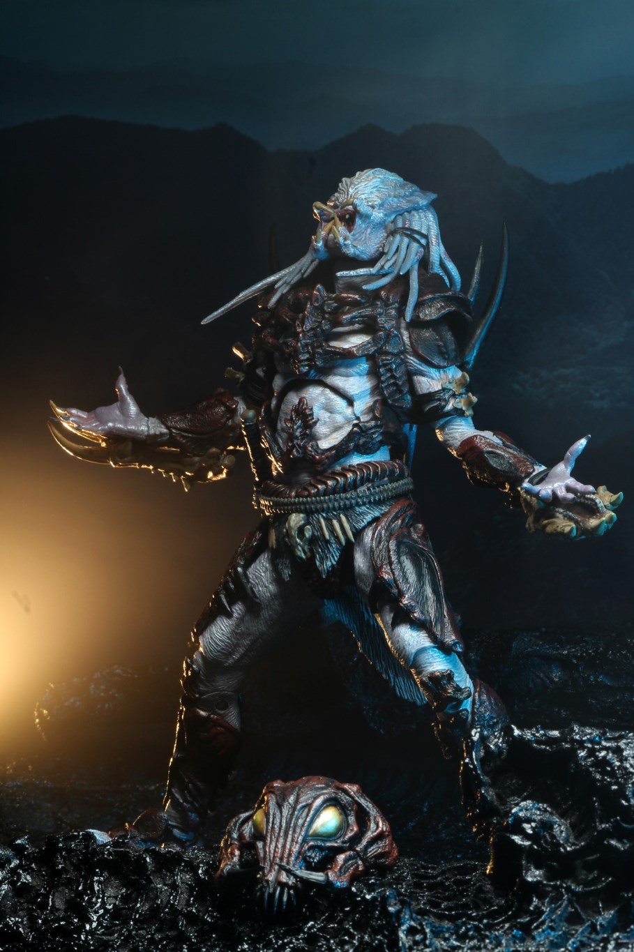 Ultimate Alpha Predator 100th Edition Figure