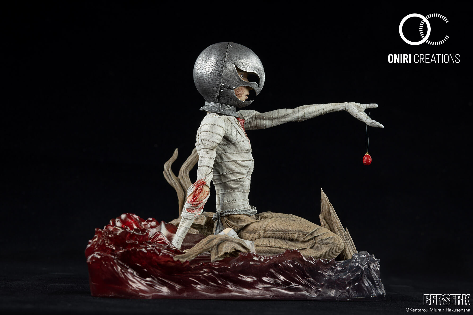 GRIFFITH – THE FALLEN HAWK 1/6 STATUE