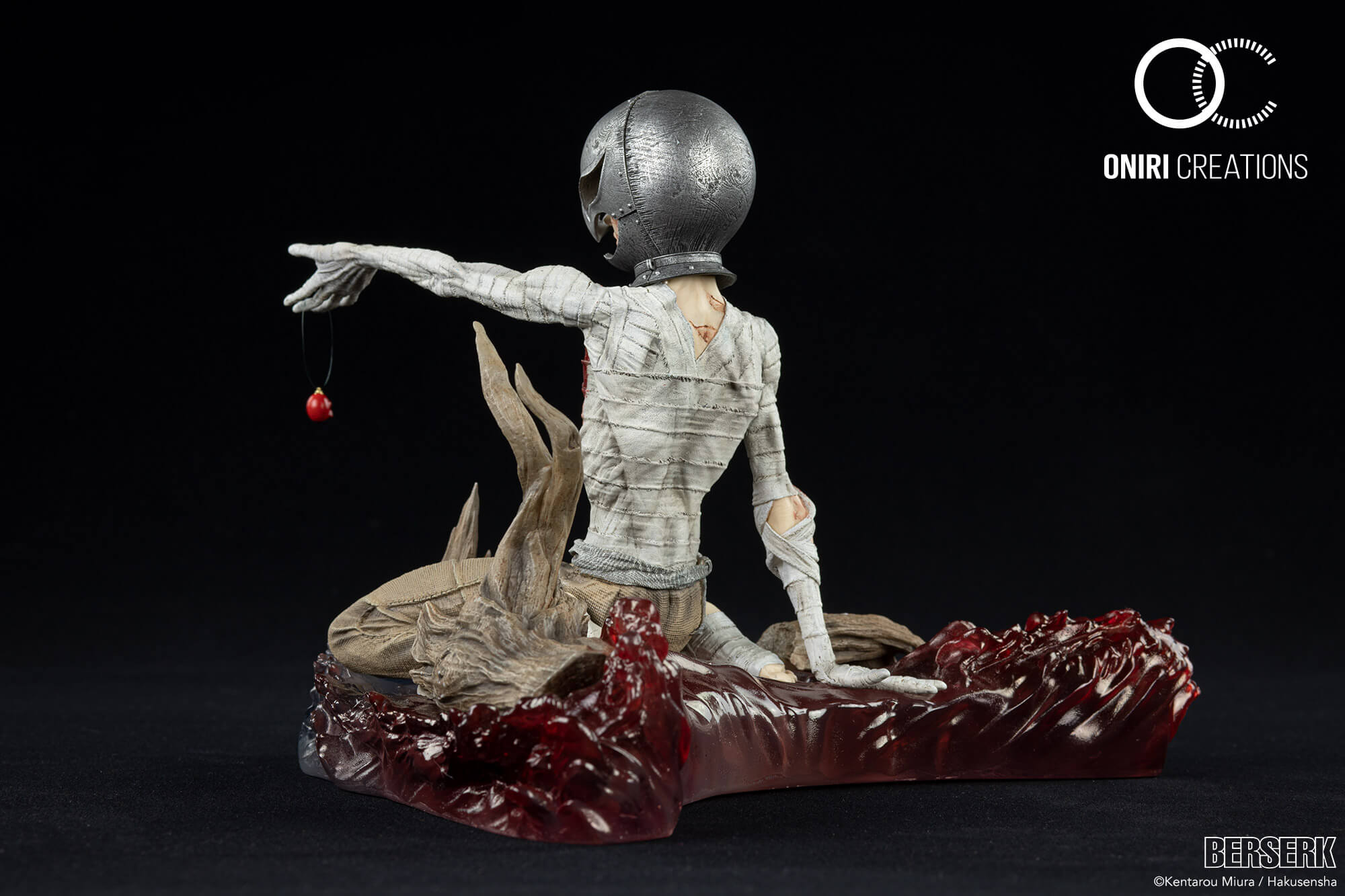 GRIFFITH – THE FALLEN HAWK 1/6 STATUE