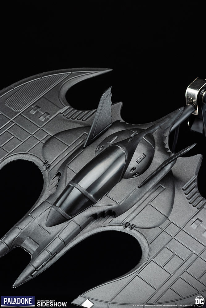 Batwing Posable Desk Light