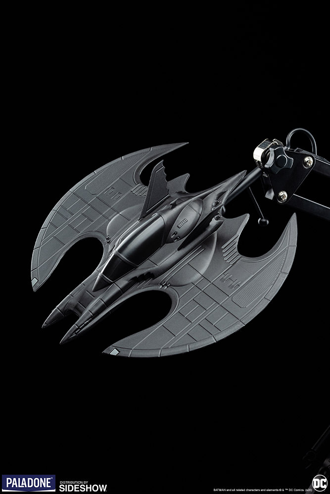 Batwing Posable Desk Light