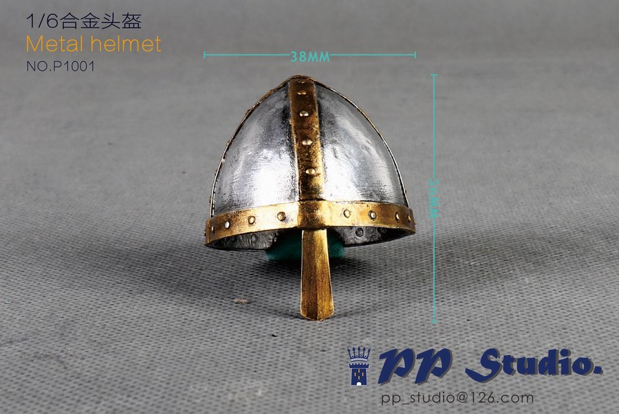 1/6 Moyen-Age Metal Helmets Set