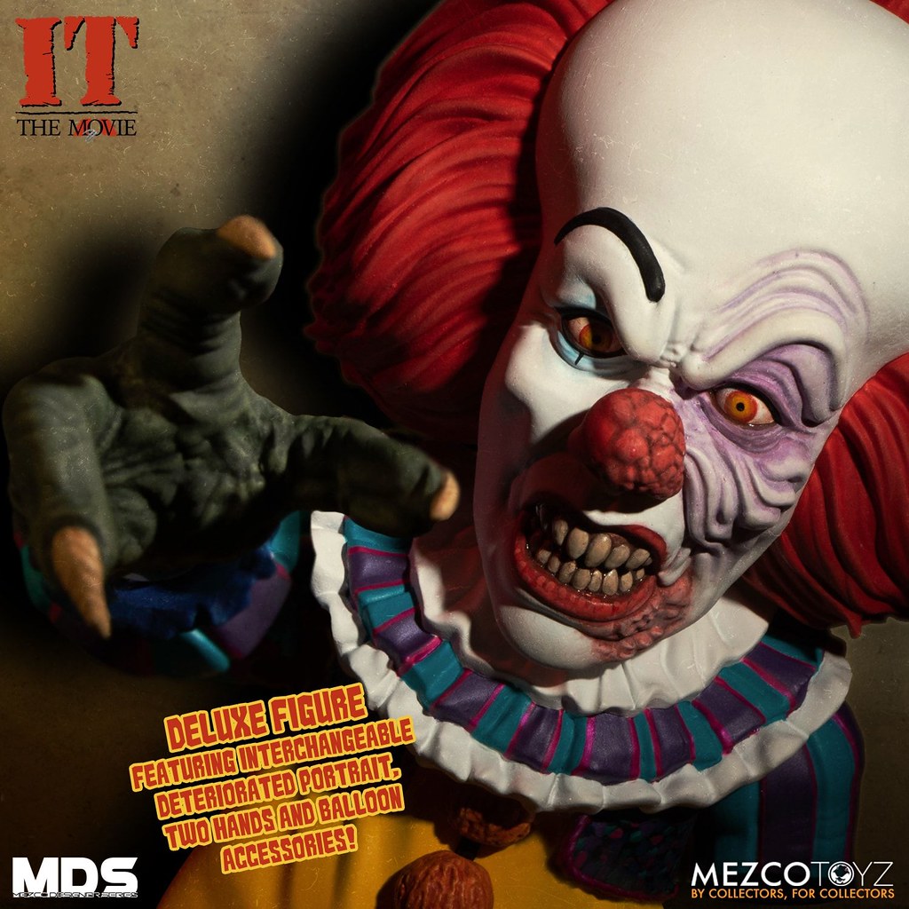 MEZCO DESIGNER SERIES IT (1990): Pennywise Deluxe Version