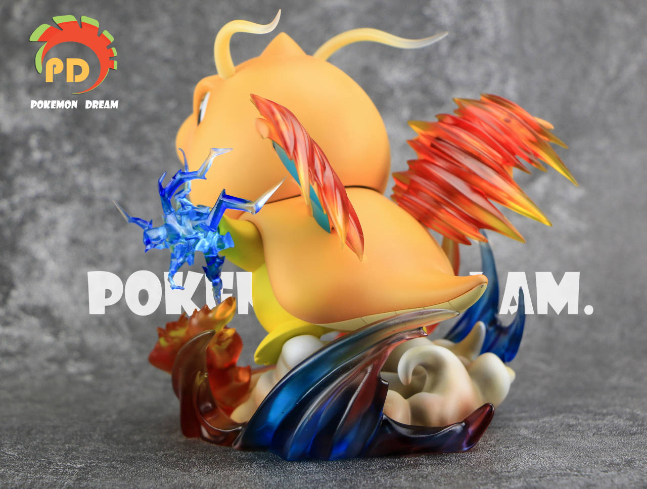 Pikachu Cos Dragonite
