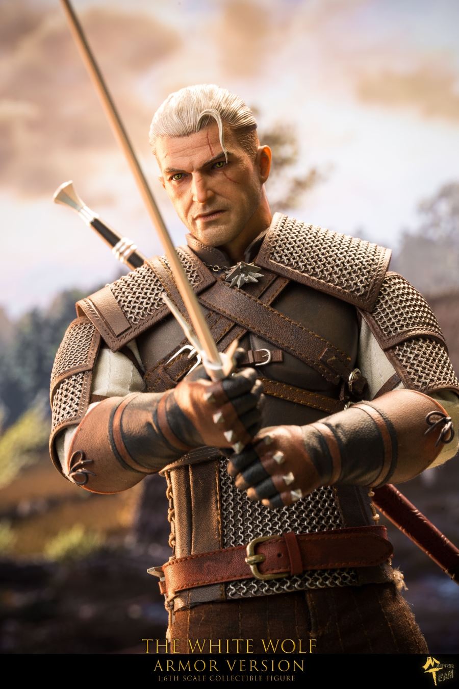 Armored White Wolf 1/6 Figure