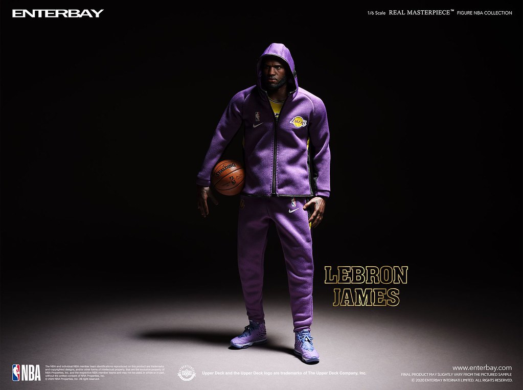 REAL MASTERPIECE NBA COLLECTION - LEBRON JAMES 1/6
