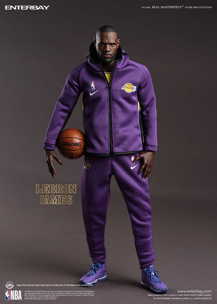 REAL MASTERPIECE NBA COLLECTION - LEBRON JAMES 1/6