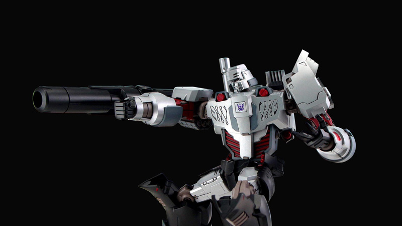 Furai Model 14 - Megatron (IDW Decepticon Ver.)