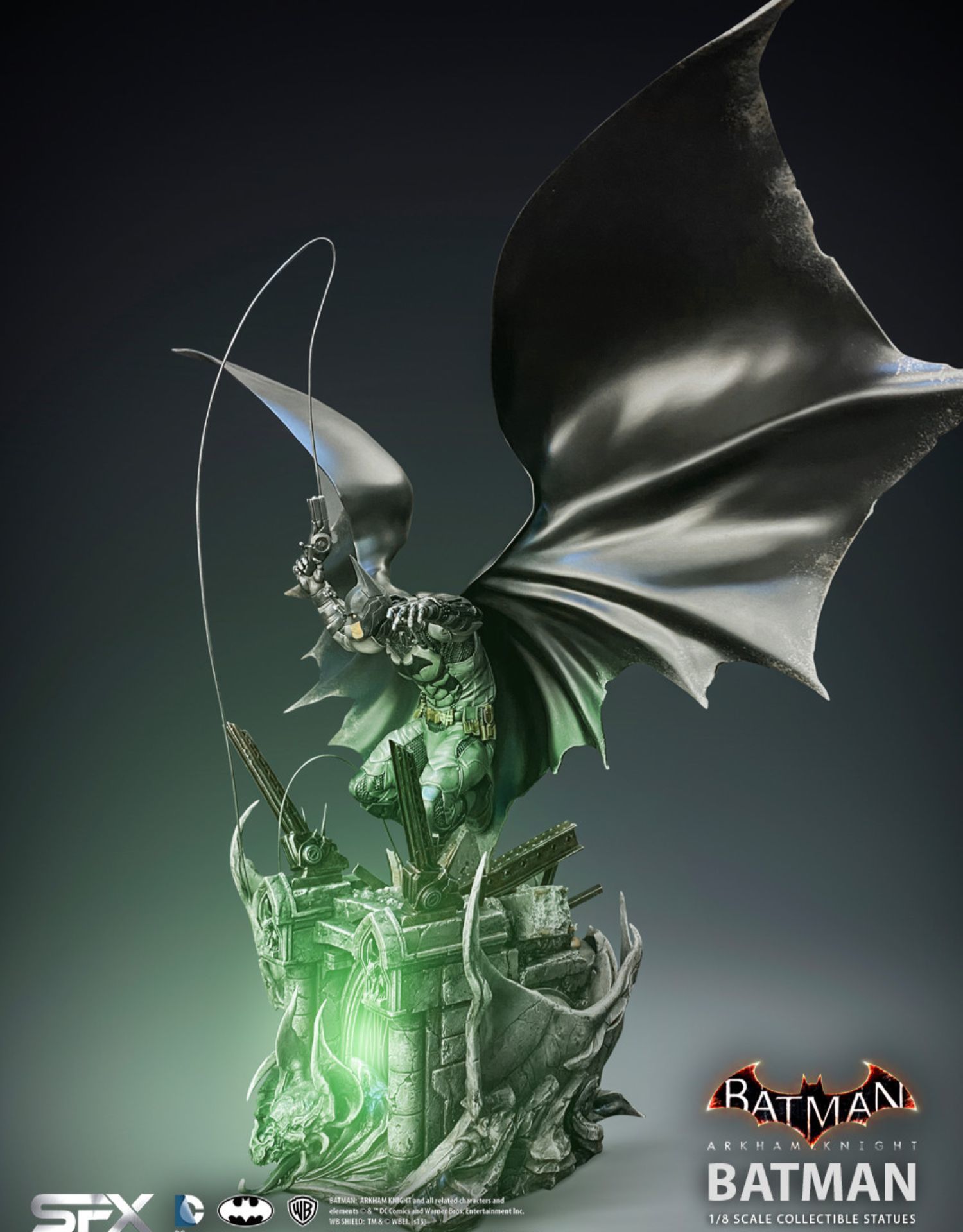 BATMAN ARKHAM KNIGHT 1/8