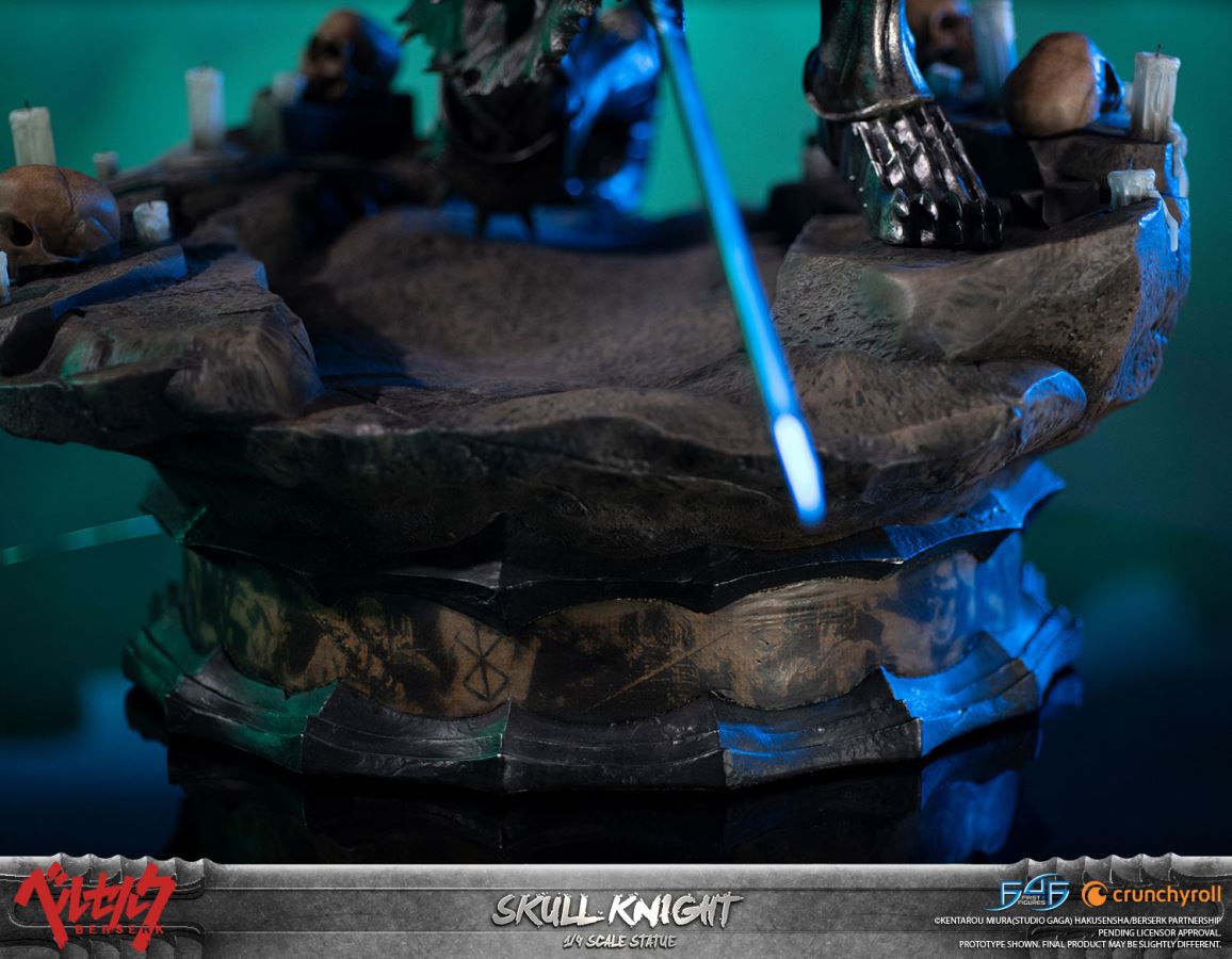 BERSERK: SKULL KNIGHT 1/4 (Standard Edition & Standard White Bone Variant)