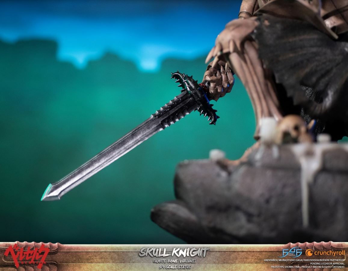 BERSERK: SKULL KNIGHT 1/4 (Standard Edition & Standard White Bone Variant)