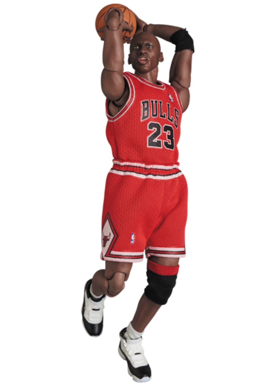 MAFEX × Michael Jordan