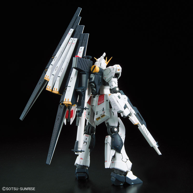 RG 1/144 Nu Gundam Plastic Model Mobile Suit Gundam: Char's Counterattack