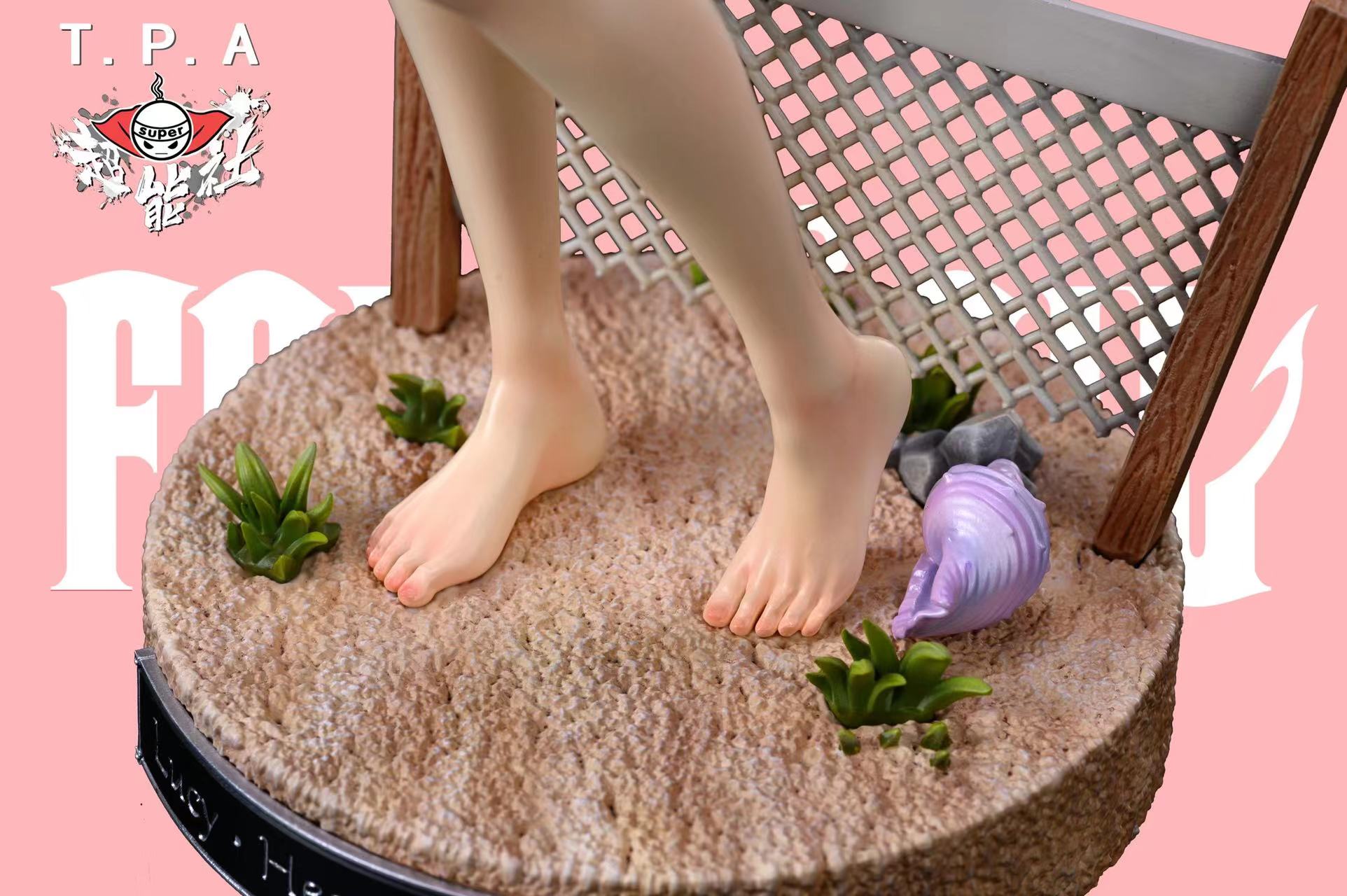 Lucy Heartfilia Beach wear ver. – Fairy Tail