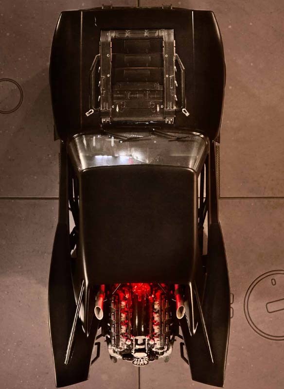 Mattel Creations The BATMAN™ The Ultimate Batmobile 1/10