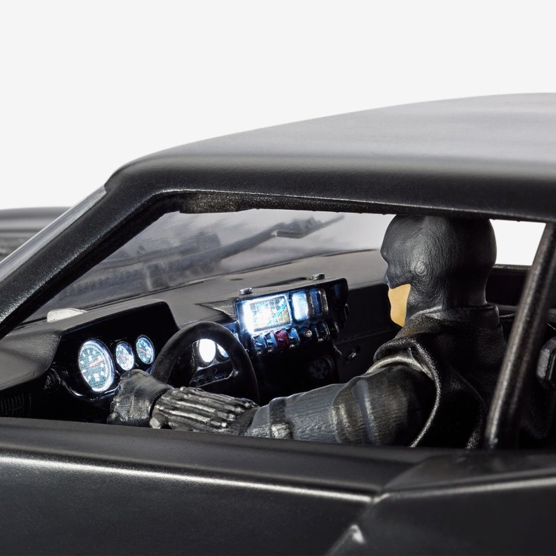 Mattel Creations The BATMAN™ The Ultimate Batmobile 1/10