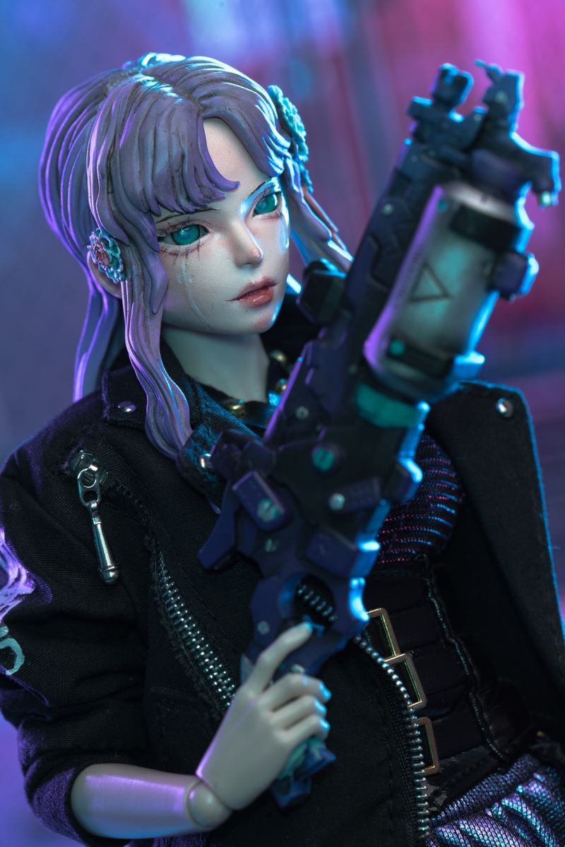 AF-LCG C Lost City Girl Trafficker 1/6