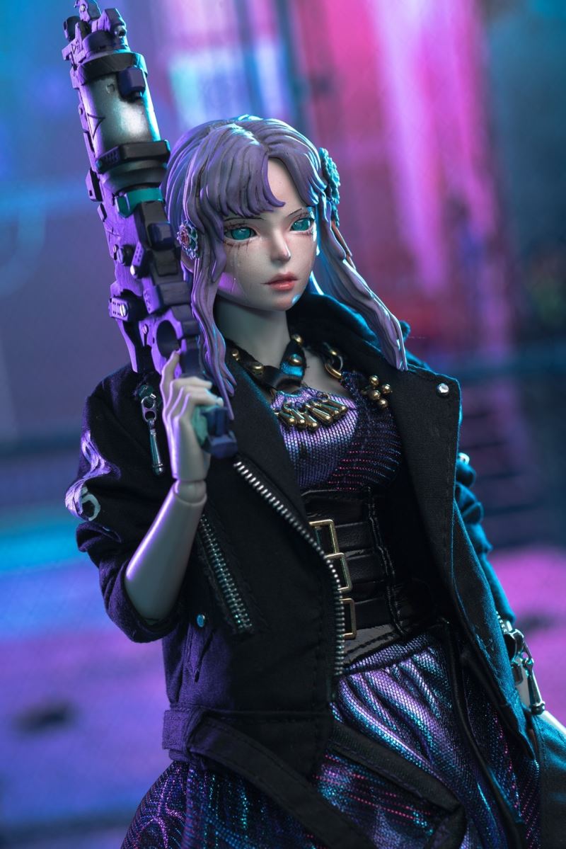 AF-LCG C Lost City Girl Trafficker 1/6