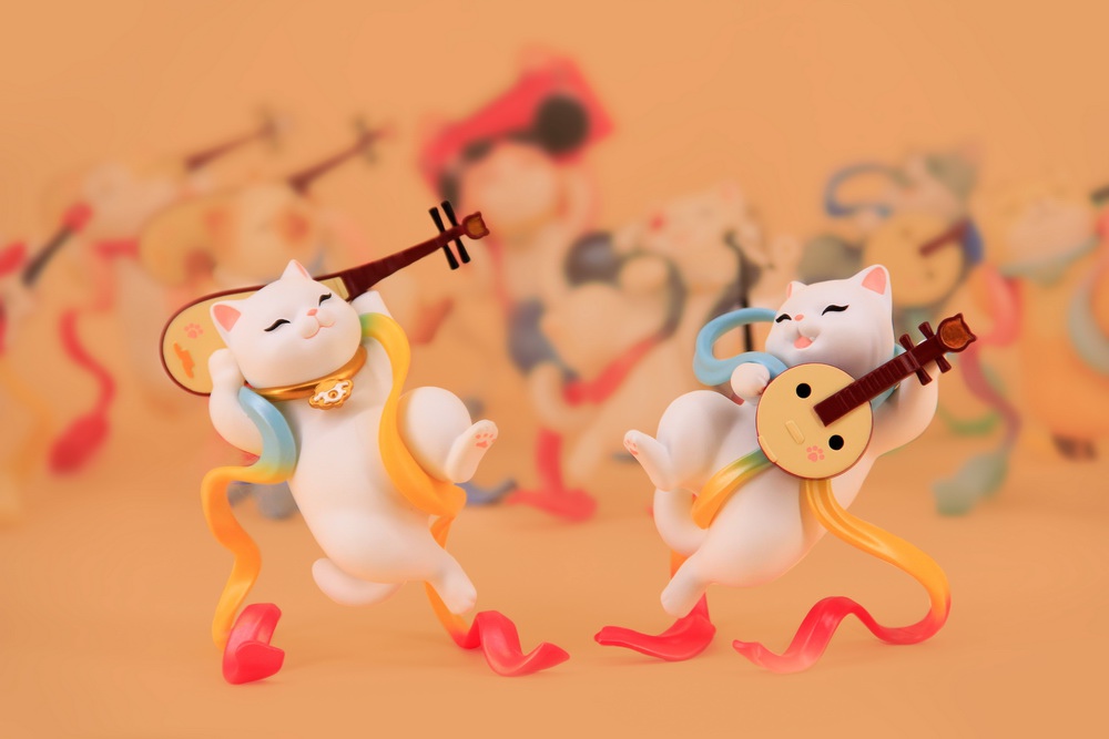 Philharmonic Meow-Flying Strings Series