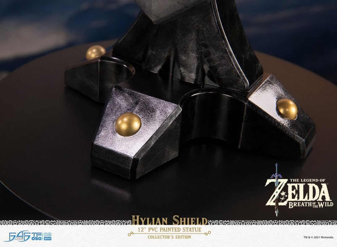 THE LEGEND OF ZELDA: BREATH OF THE WILD-HYLIAN SHIELD (COLLECTOR'S EDITION)