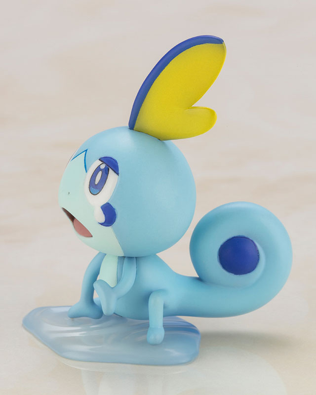 ARTFX J Pokemon Series Gloria with Sobble 1/8