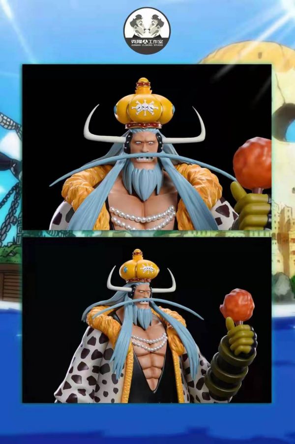 Black beard group - king Abalo (One Piece)