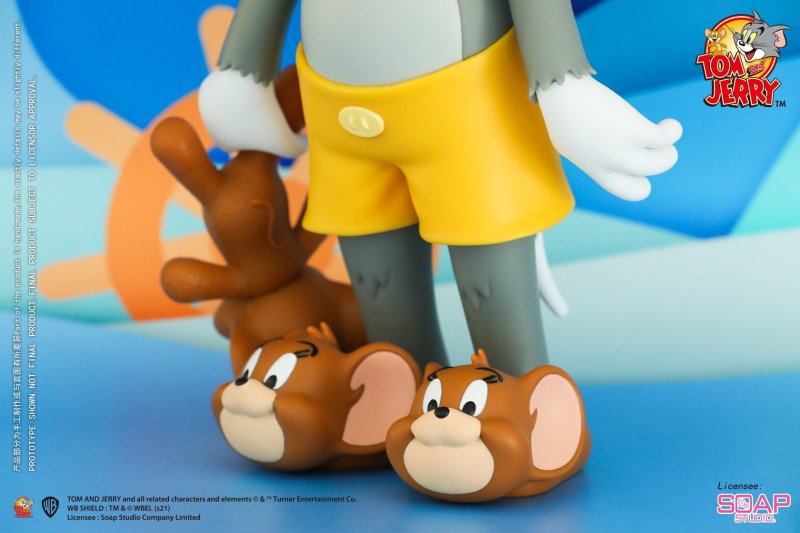 Tom and Jerry - Catnap Figure