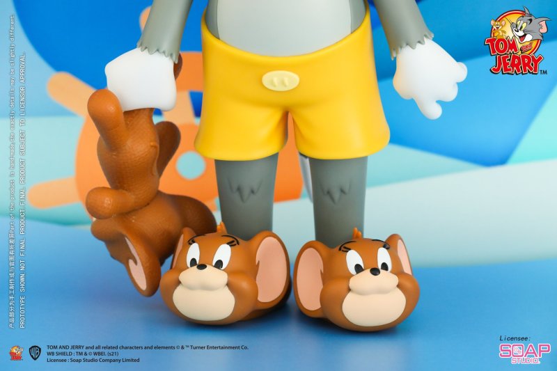 Tom and Jerry - Catnap Figure